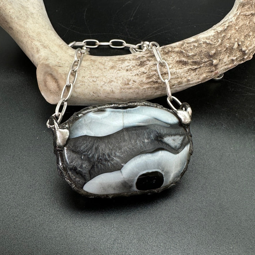 Stark ~ Black & White Agate Necklace