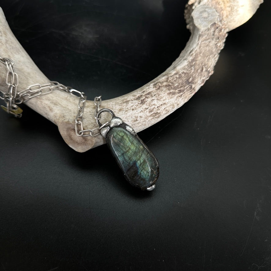 Magic ~ Labradorite Necklace