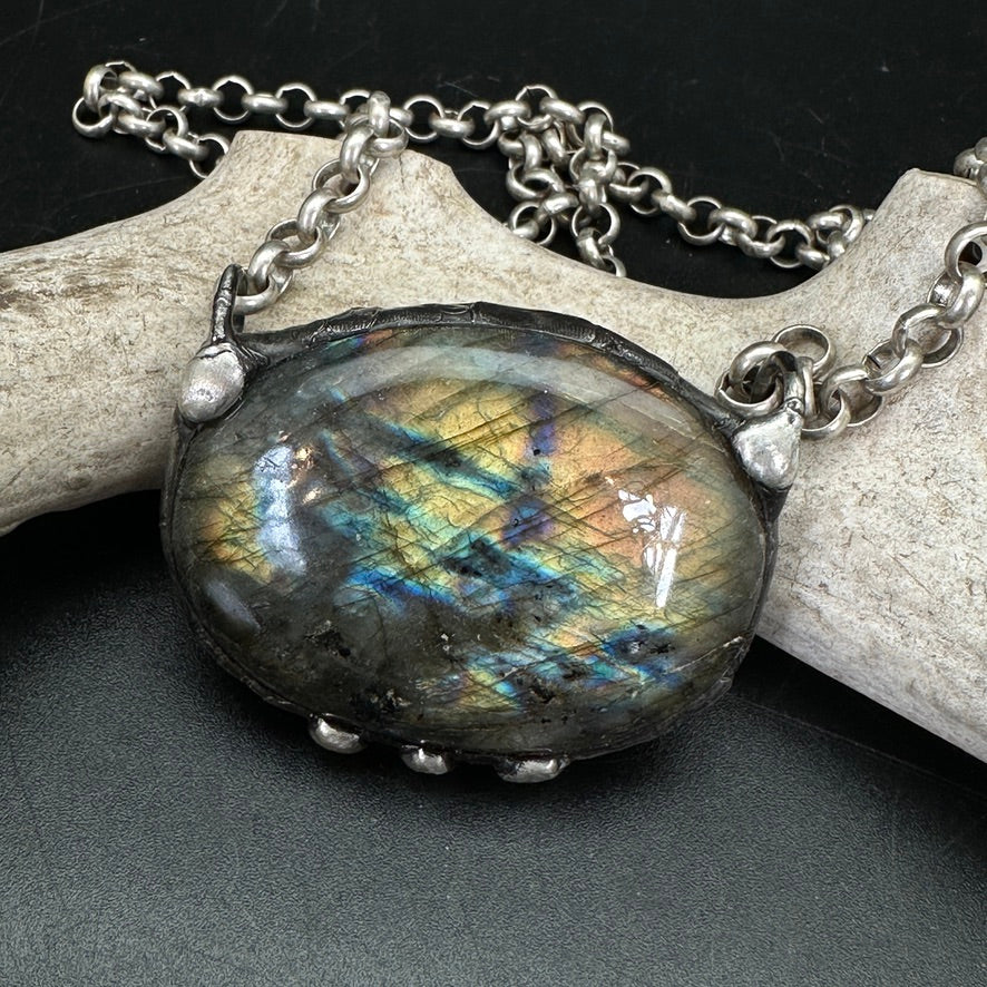 Magic ~ Labradorite Necklace